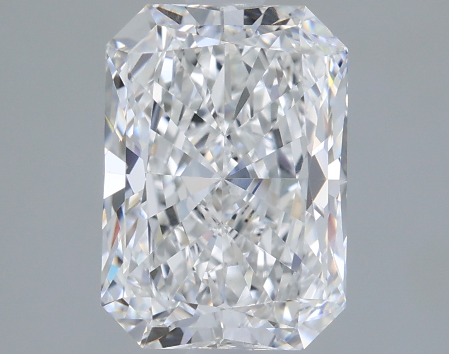 2.03 carat e VS1 EX Cut IGI radiant diamond